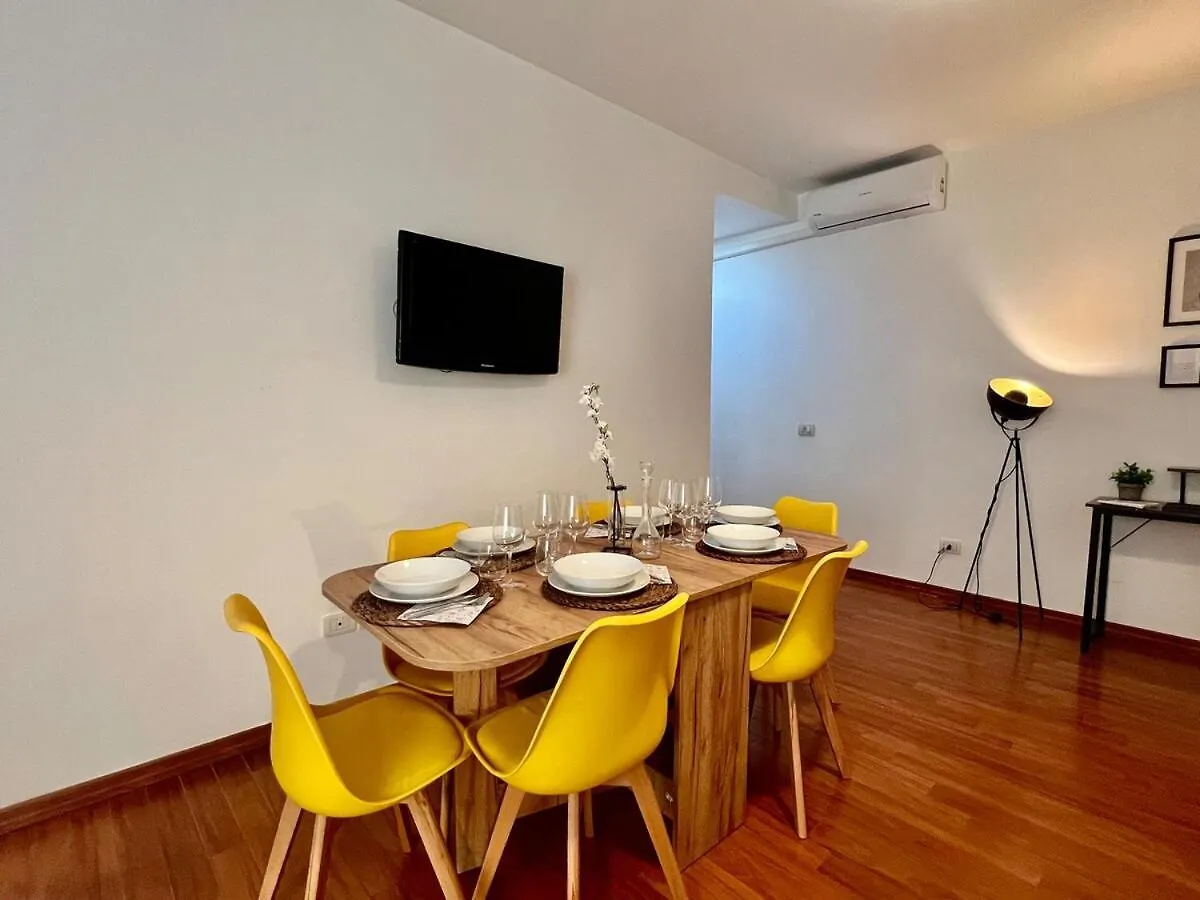 Apartment Gandino House At Vatican Rome Italy