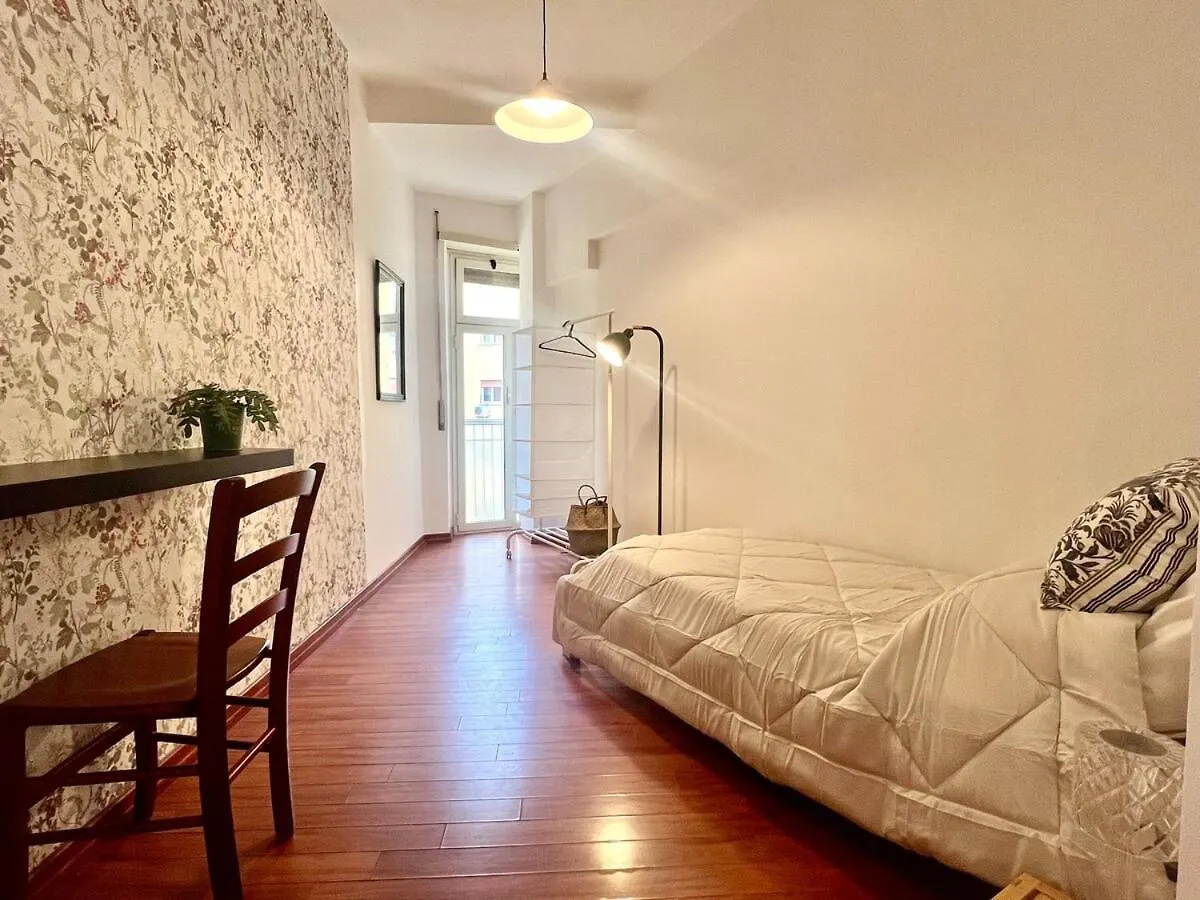 רומא Gandino House At Vatican 0*,